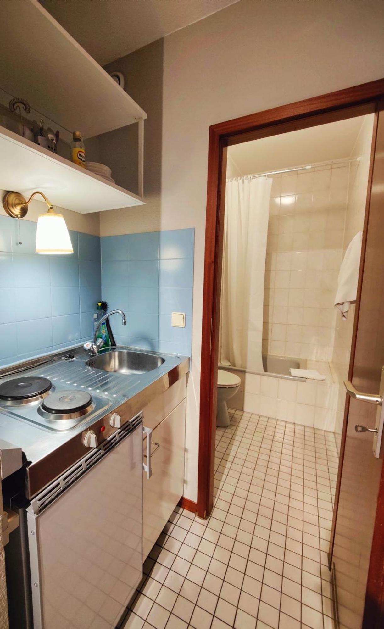 Hotel Beim Schupi คาร์ลสรูเฮอ ภายนอก รูปภาพ